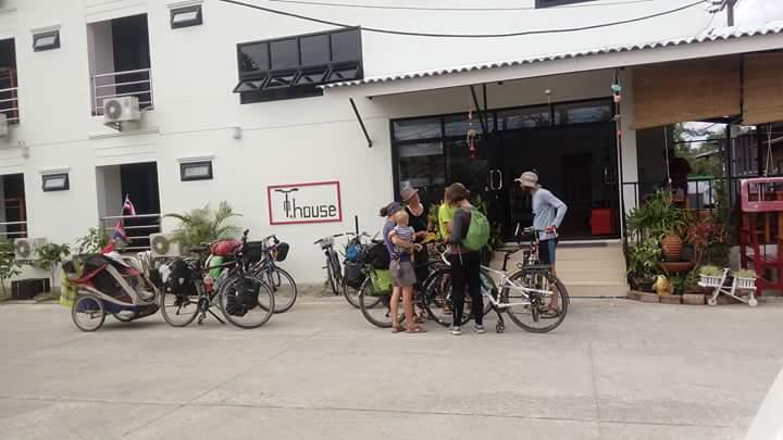 T. House Hotel Mae Sot Eksteriør billede